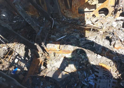 2005 Cadillac Sts V6 z USA, uszkodzony, nr VIN 1G6DW677750130695